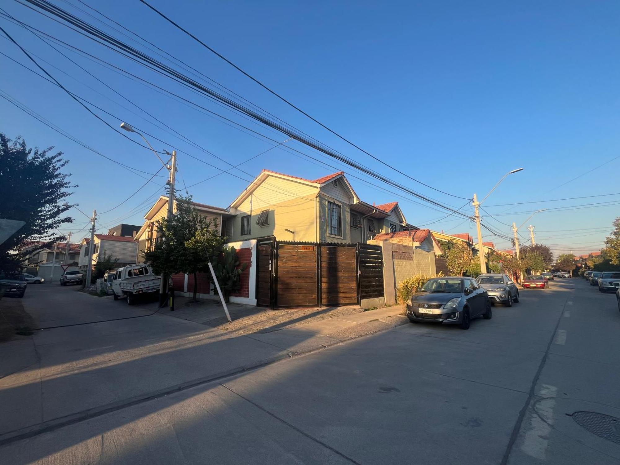 Hostel Tu Espacio Re - Habitaciones Cerca Del Aeropuerto Santiago Kültér fotó